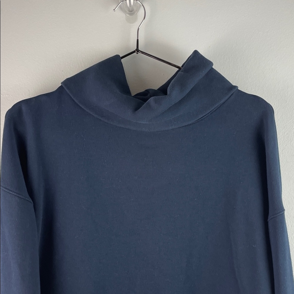 AYR Navy Blue Long Sleeve Turtleneck Size S - Picture 2 of 6